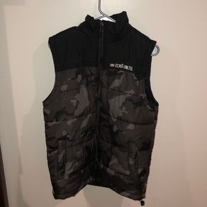 Ecko Camo Vest